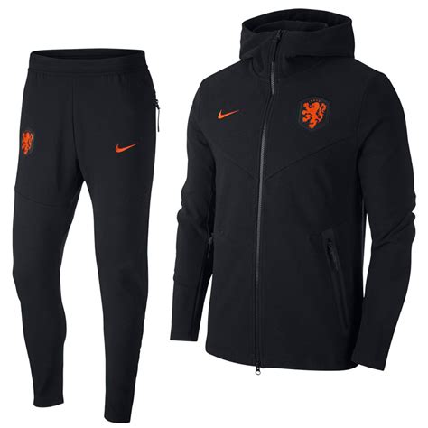 nike trainingspak nederland|nike tech trainingspak.